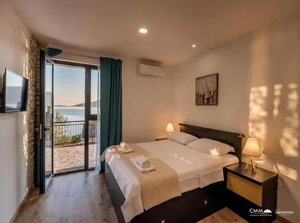 Modern Boutique Hotel with Panoramic Views – Luxury Adriatic Investment